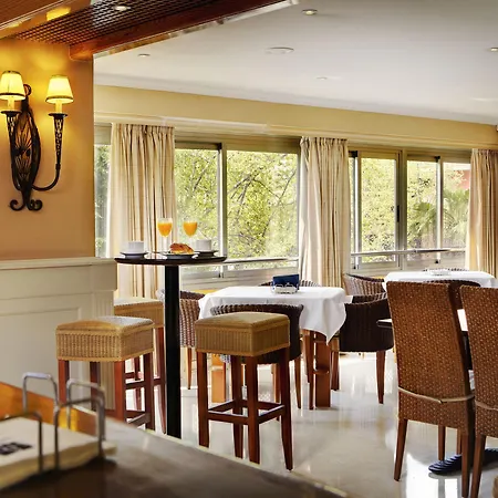 Hotel Obal Urban 4*