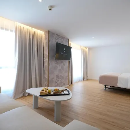 Hotel Obal Urban 4*