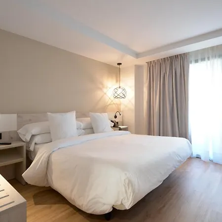Obal Urban 4*