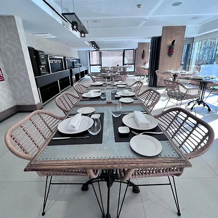 Obal Urban 4*
