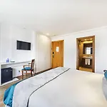Obal 4* Marbellac